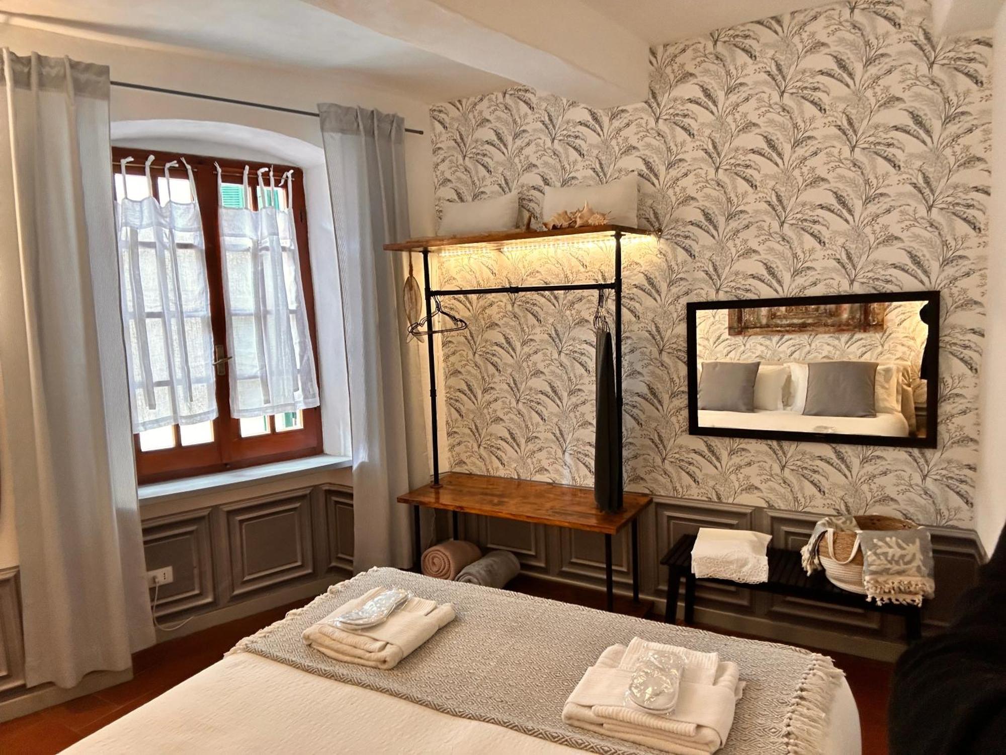 Compagnia Del Mare, Cinque Terre Full Apt X 2, Centro Storico,5 Minuti Dal Mare! ริโอมัจโจเร ภายนอก รูปภาพ